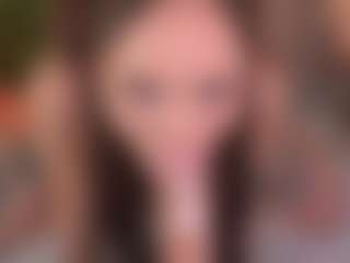 Bllowjoyy's Live Sex Cam Show