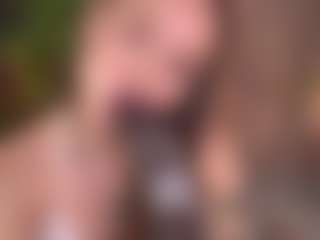 Bllowjoyy's Live Sex Cam Show