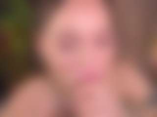 Bllowjoyy's Live Sex Cam Show