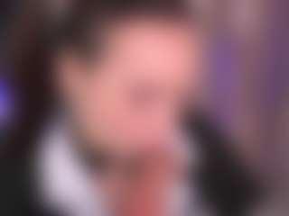 Bllowjoyy's Live Sex Cam Show