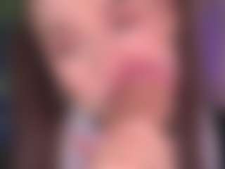 Bllowjoyy's Live Sex Cam Show