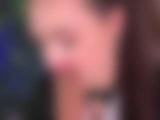 Bllowjoyy's Live Sex Cam Show