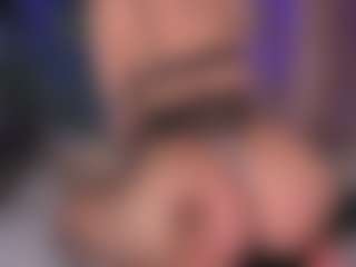 Bllowjoyy's Live Sex Cam Show