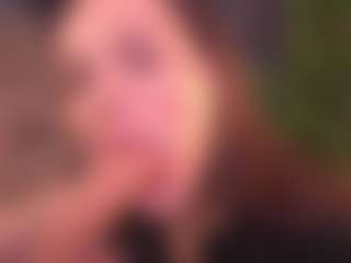 Bllowjoyy's Live Sex Cam Show