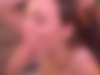 Live cam show with Bllowjoyy - Pornstar Brown Eyes on SinfulBabes