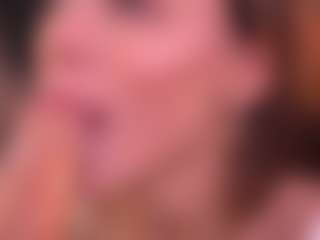 Bllowjoyy's Live Sex Cam Show