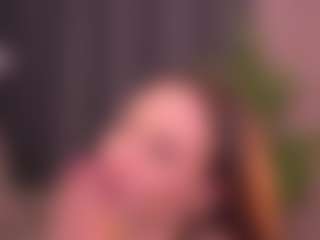 Bllowjoyy's Live Sex Cam Show