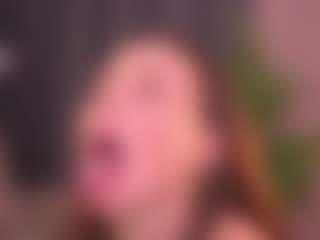 Bllowjoyy's Live Sex Cam Show