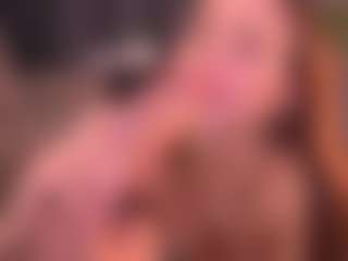 Live cam show with Bllowjoyy - Sexwebcam on Milf Play