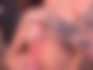 Bllowjoyy's Live Sex Cam Show