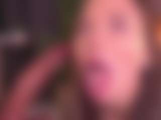 Bllowjoyy's Live Sex Cam Show