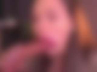 Bllowjoyy's Live Sex Cam Show