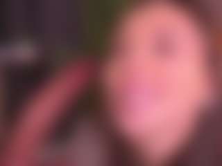 Bllowjoyy's Live Sex Cam Show
