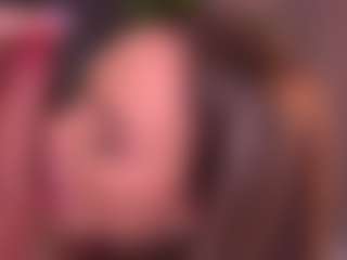 Live cam show with Bllowjoyy - BBW Teen (18+) on Camsoda