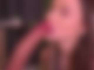 Bllowjoyy's Live Sex Cam Show