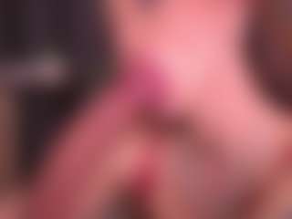 Bllowjoyy's Live Sex Cam Show