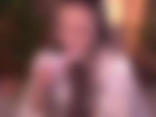 Bllowjoyy's Live Sex Cam Show