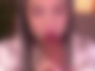 Live cam show with Bllowjoyy - Curvy Teen (18+) on https://playwithruby.com