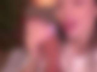 Bllowjoyy's Live Sex Cam Show