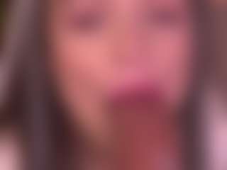 Bllowjoyy's Live Sex Cam Show