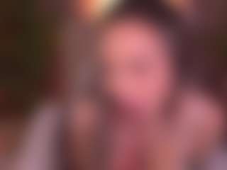 Bllowjoyy's Live Sex Cam Show