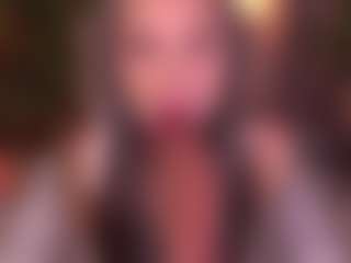 Bllowjoyy's Live Sex Cam Show