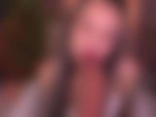 Bllowjoyy's Live Sex Cam Show