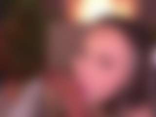 Bllowjoyy's Live Sex Cam Show