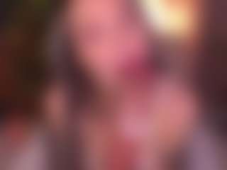 Bllowjoyy's Live Sex Cam Show