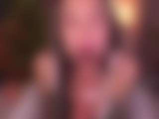 Bllowjoyy's Live Sex Cam Show
