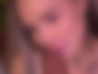 Bllowjoyy's Live Sex Cam Show