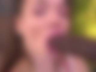Bllowjoyy's Live Sex Cam Show