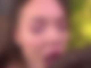 Bllowjoyy's Live Sex Cam Show