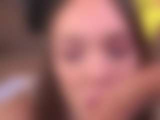 Bllowjoyy's Live Sex Cam Show