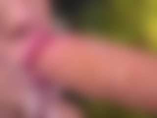 Bllowjoyy's Live Sex Cam Show