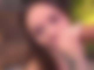 Bllowjoyy's Live Sex Cam Show