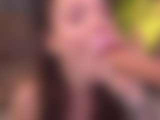 Bllowjoyy's Live Sex Cam Show