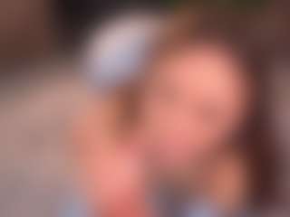 Bllowjoyy's Live Sex Cam Show