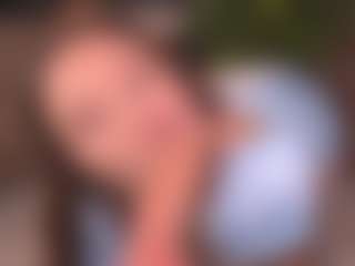 Bllowjoyy's Live Sex Cam Show