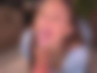 Bllowjoyy's Live Sex Cam Show