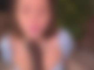 Bllowjoyy's Live Sex Cam Show