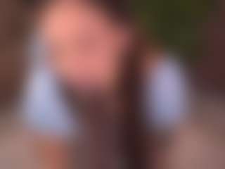 Bllowjoyy's Live Sex Cam Show