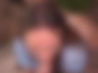 Bllowjoyy's Live Sex Cam Show