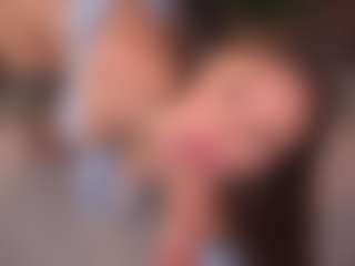 Bllowjoyy's Live Sex Cam Show