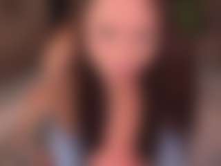 Bllowjoyy's Live Sex Cam Show