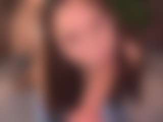 Bllowjoyy's Live Sex Cam Show