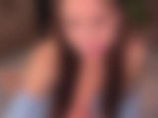 Bllowjoyy's Live Sex Cam Show