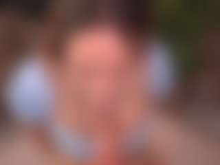 Bllowjoyy's Live Sex Cam Show