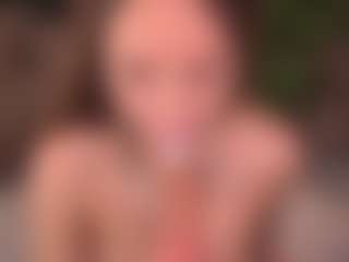 Bllowjoyy's Live Sex Cam Show
