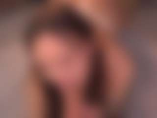 Bllowjoyy's Live Sex Cam Show